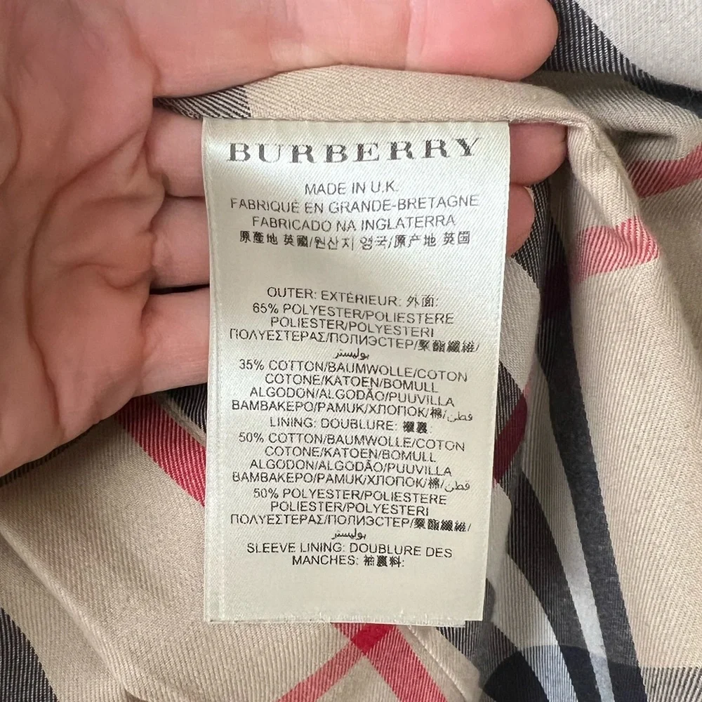 Black Burberry Trench • full check interior lining • removable belt - Size US 2 - Picture 14 of 16